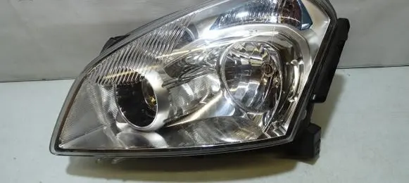 Nissan Qashqai+2 Headlight/headlamp