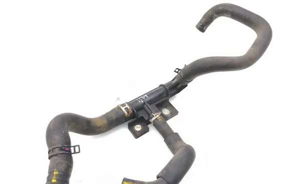 Mazda CX-5 Engine coolant pipe/hose