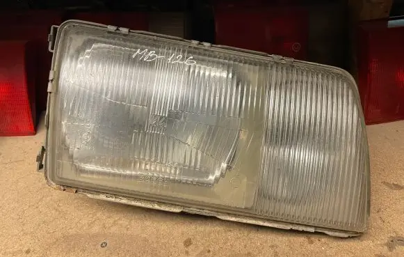 Mercedes-Benz S W126 Headlight/headlamp 0301085306 1305620452