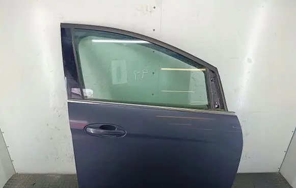Ford C-MAX II Front door 