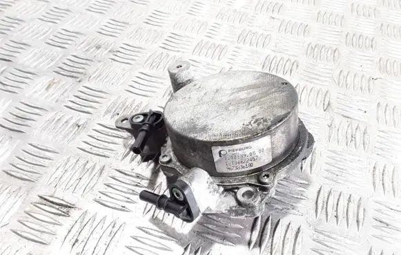 Ford Kuga I Vacuum pump 7021390500 9673836180