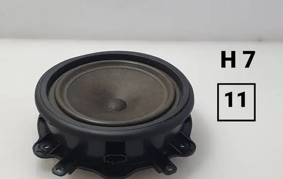 Audi A3 S3 8P Front door speaker 8P0035411C 7606500480