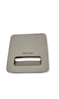 KIA Sorento Fuse box cover 84752C5100BHH 84752C5100