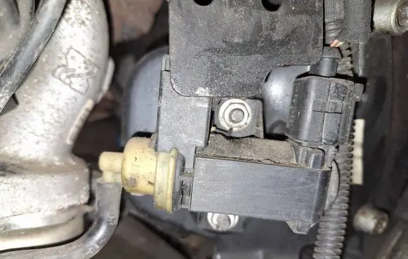 Audi A4 S4 B8 8K Turbo solenoid valve 8k0906627