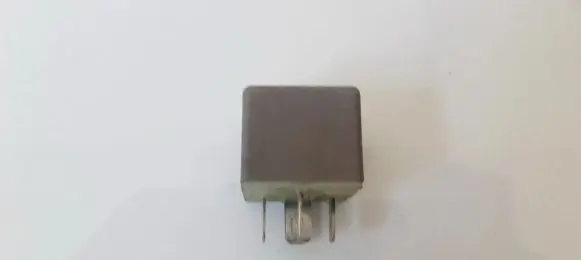 Alfa Romeo 156 Other relay 203712v