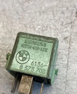 BMW X3 E83 Other relay 61368373700