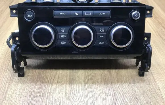 Land Rover Discovery 5 Climate control unit HY3204268A