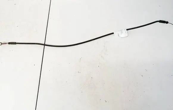 Handbrake/parking brake wiring cable