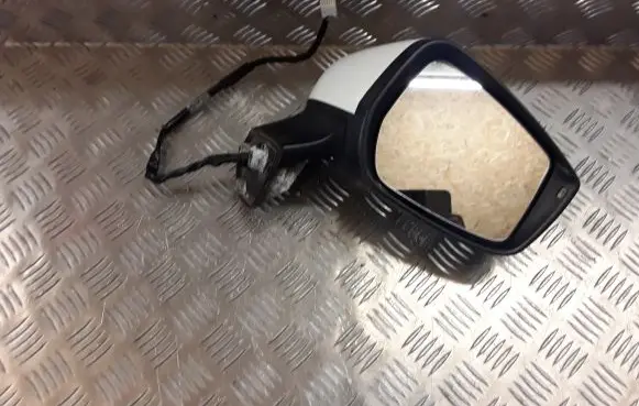 Nissan Note (E12) Front door electric wing mirror