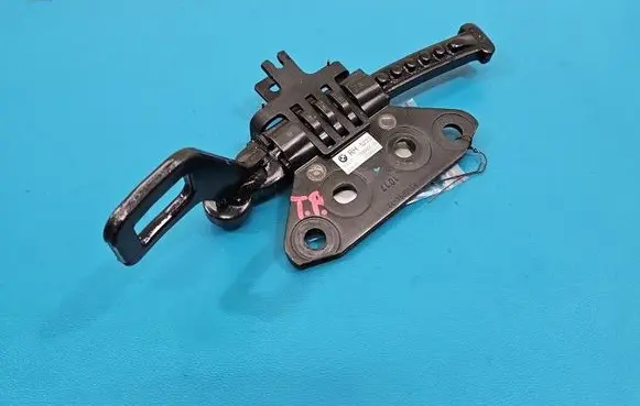 BMW 5 G30 G31 G38 Other engine bay part 7385920 IMPRK1593296