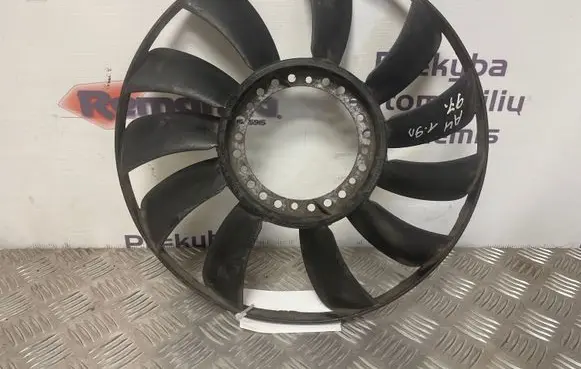 Audi A4 S4 B5 8D Fan impeller 058151301B