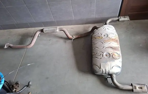 Volvo V50 Rear muffler/silencer tail pipe 