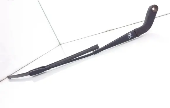 Mercedes-Benz B W245 Front wiper blade arm A1698200240