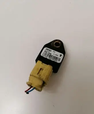 Hyundai i30 Airbag deployment crash/impact sensor 95930A6000