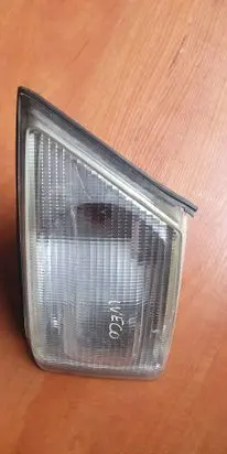 Iveco Daily 30.8 - 9 Front indicator light 1315106148