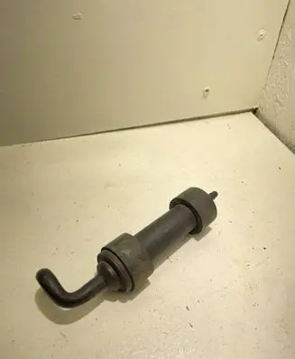Volkswagen PASSAT B6 Vacuum air tank 03G129808C