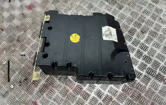 BMW 5 E39 Subwoofer speaker 8362176