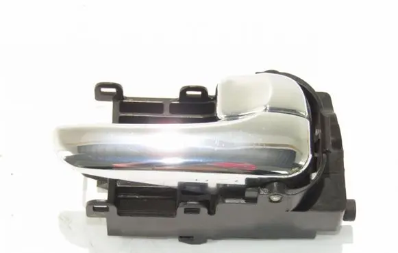Nissan Almera Tino Front door interior handle