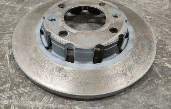 Opel Mokka B Rear brake disc 9827734980