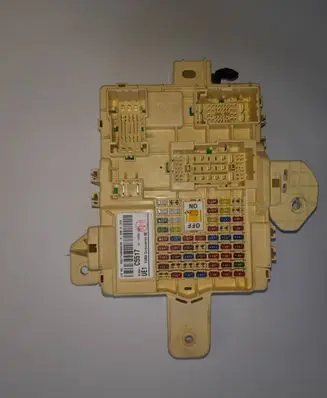 KIA Sorento Fuse module 91950C5517 C55171909060196 H300S310