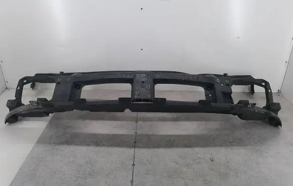 Renault Trafic I Radiator support slam panel 
