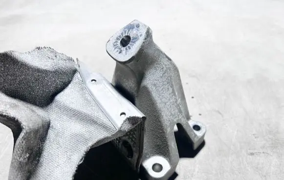 Audi Q5 SQ5 Engine mounting bracket 8K0199307AQ