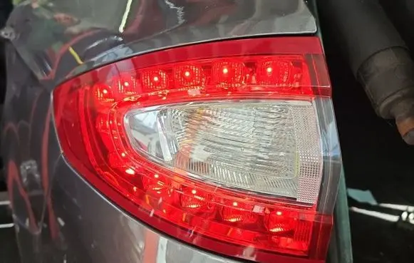 Ford Mondeo MK V Rear/tail lights DS73-13405-CH IMPRK1504623