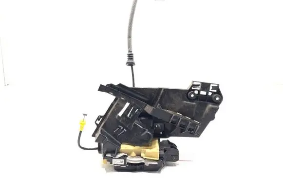 Volvo XC60 Rear door lock 32131413