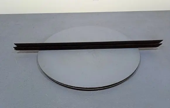 BMW X3 E83 Front door rubber seal 7393417