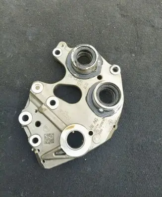 Audi A8 S8 D5 Oil pump 079109360ak