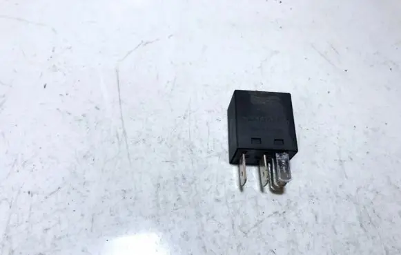 Volkswagen Caddy Other relay 7m0951253c 95vw10k705ea