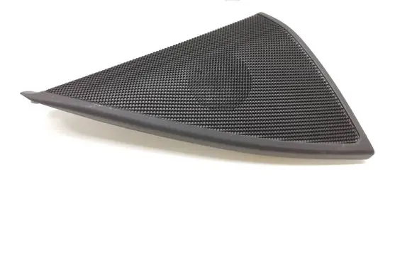 Front door high frequency speaker