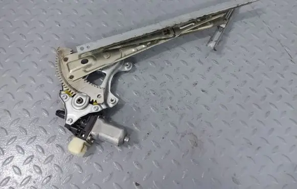 Nissan Murano Z51 Rear door window regulator with motor 82720EG000 827301BA0A
