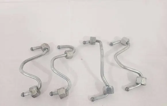 Renault Koleos I Fuel injector supply line/pipe 