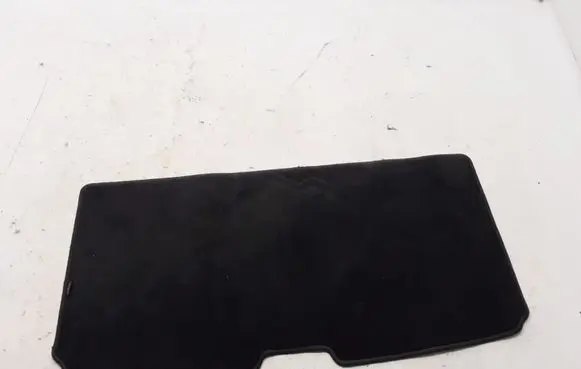 Trunk/boot mat liner