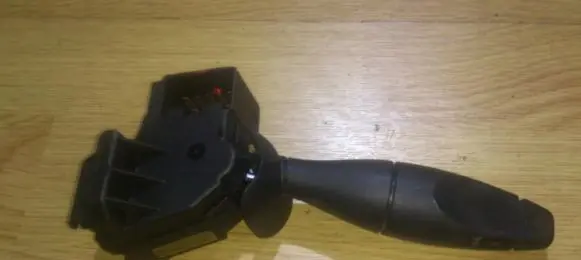 Ford Focus Wiper control stalk 98AG17A553CC