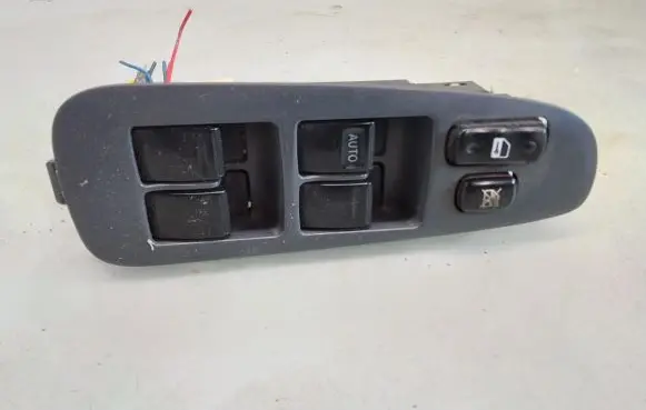 Toyota Previa (XR30, XR40) II Electric window control switch 8404028031