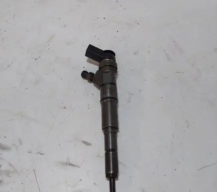 BMW 5 E60 E61 Fuel injector 0445110131