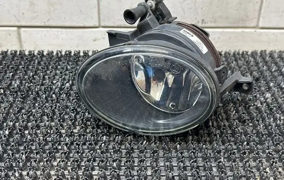 Volkswagen Golf VI Front fog light 900881940029