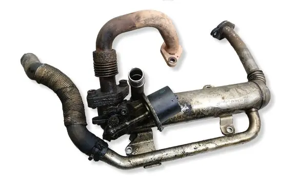 Volkswagen PASSAT B6 EGR valve cooler 03G131512AA