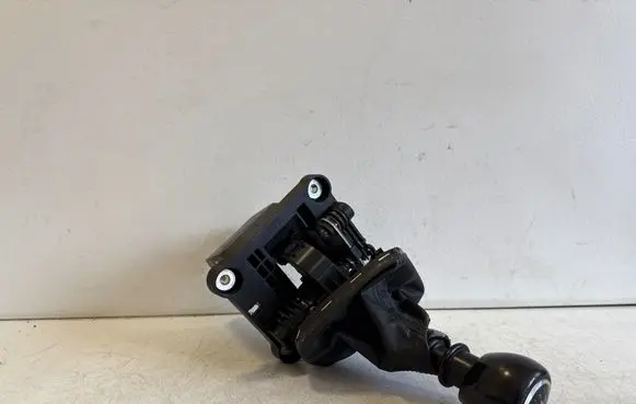 Chevrolet Orlando Gear shifter/selector 55569442 8126600010