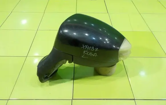 Ford Kuga I Front door electric wing mirror LEWE XP137