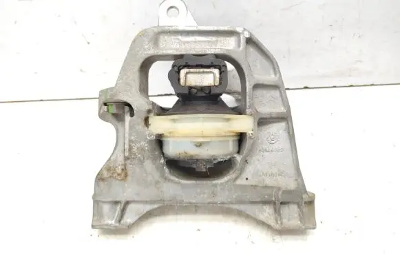 Peugeot Traveller Engine mounting bracket 4A110010
