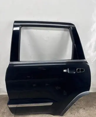 Rear door