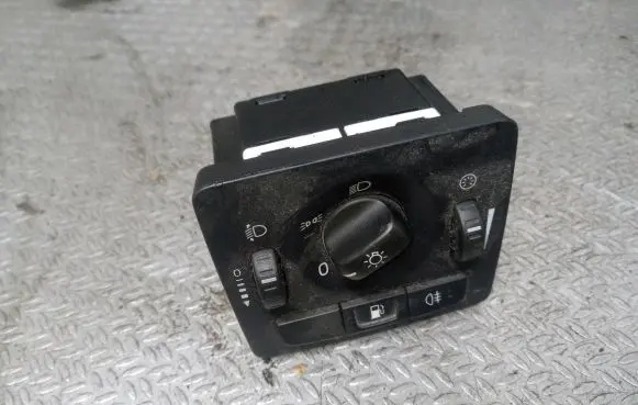 Volvo V50 Light switch 19206 30739298