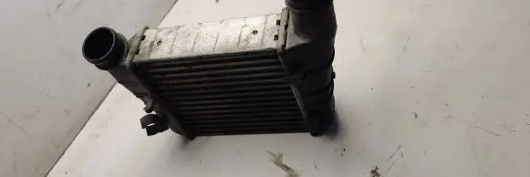 Audi A4 S4 B7 8E 8H Intercooler radiator 8e0145805aa