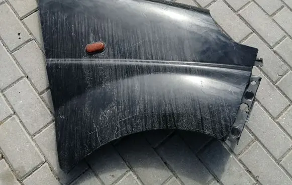 Renault Trafic II (X83) Fender