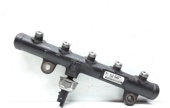 Volvo V70 Fuel main line pipe 9658227880 9681649580