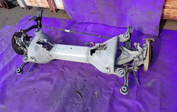 Peugeot 407 Rear axle beam 