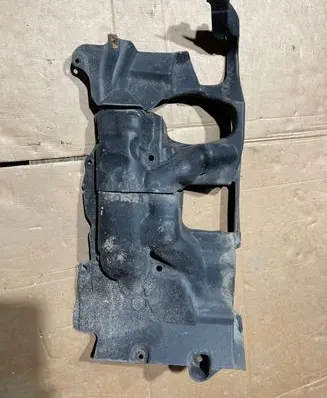 BMW 5 GT F07 Front underbody cover/under tray 7185170